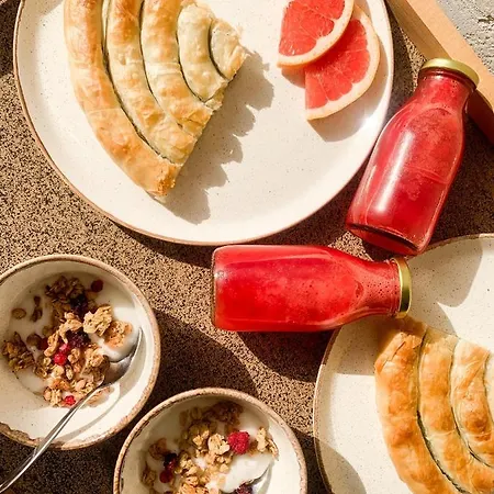 Szálloda Mod Santorini Vegan Fíra