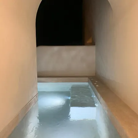 Mod Santorini Vegan Szálloda 5*