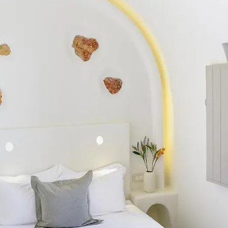 Mod Santorini Vegan Otel Fira (Santorini)