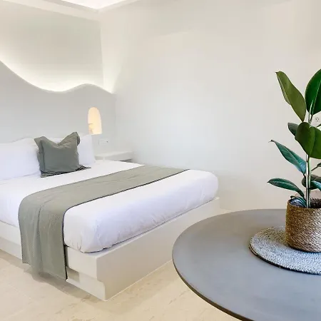 Mod Santorini Vegan Otel 5*