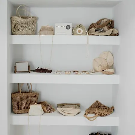 Mod Santorini Vegan Otel 5*