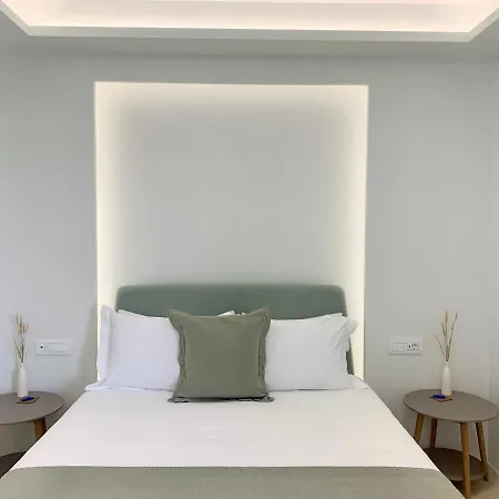 Otel Mod Santorini Vegan Fira (Santorini)