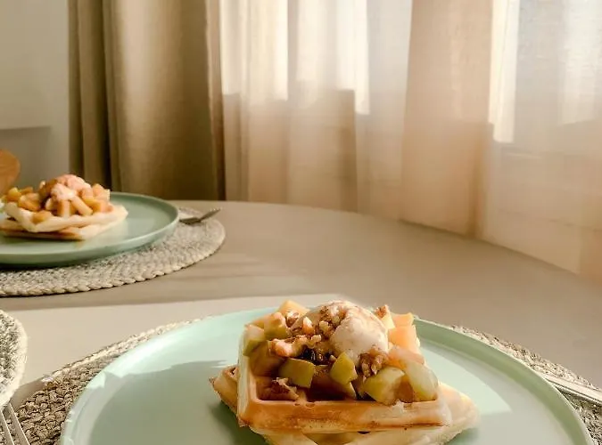 Mod Santorini Vegan ホテル 5*