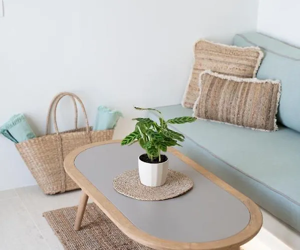 Mod Santorini Vegan Hotel Firá