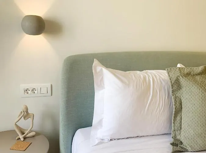 Mod Santorini Vegan Hotel 5*