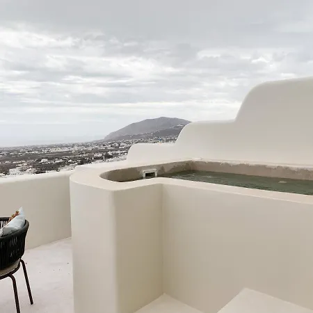 Mod Santorini Vegan Отель Тира