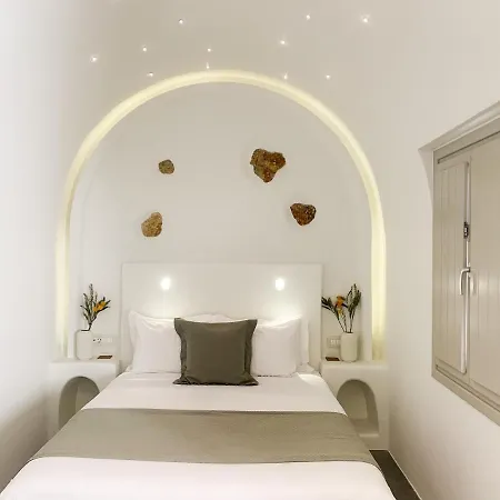 Mod Santorini Vegan 5* Тира