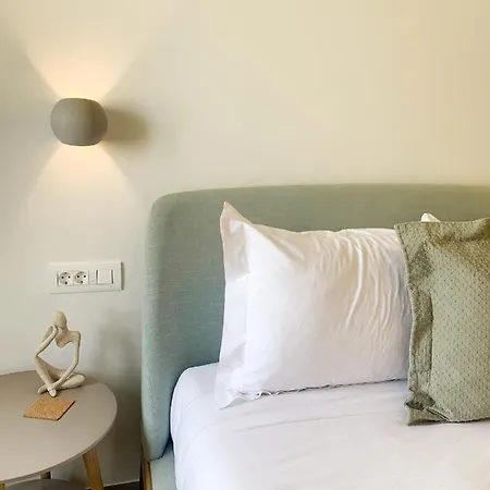 Mod Santorini Vegan Отель 5*