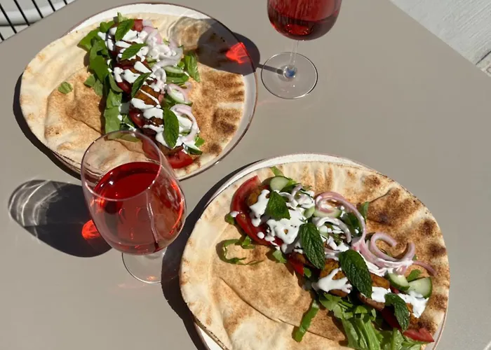 Mod Santorini Vegan 酒店 费拉