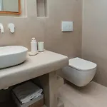 Отель Mod Santorini Vegan