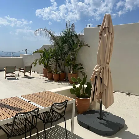 Отель Mod Santorini Vegan
