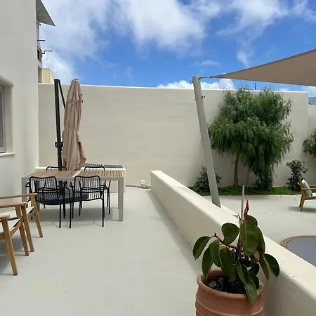 Mod Santorini Vegan Отель 5*